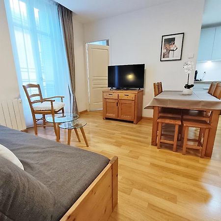 L'Eterlou, T3, Centre Luchon, Wifi, Casier A Skis, Ascenseur, 6 Personnes Bagnères-de-Luchon Eksteriør billede