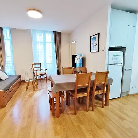 L'Eterlou, T3, Centre Luchon, Wifi, Casier A Skis, Ascenseur, 6 Personnes Bagnères-de-Luchon Eksteriør billede
