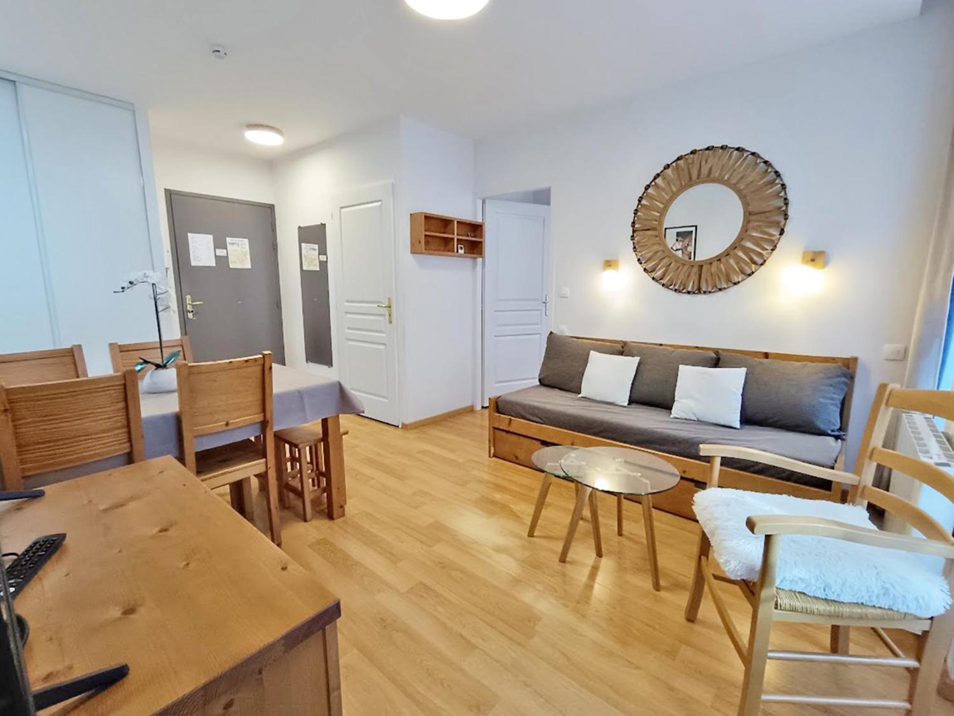 L'Eterlou, T3, Centre Luchon, Wifi, Casier A Skis, Ascenseur, 6 Personnes Bagnères-de-Luchon Eksteriør billede